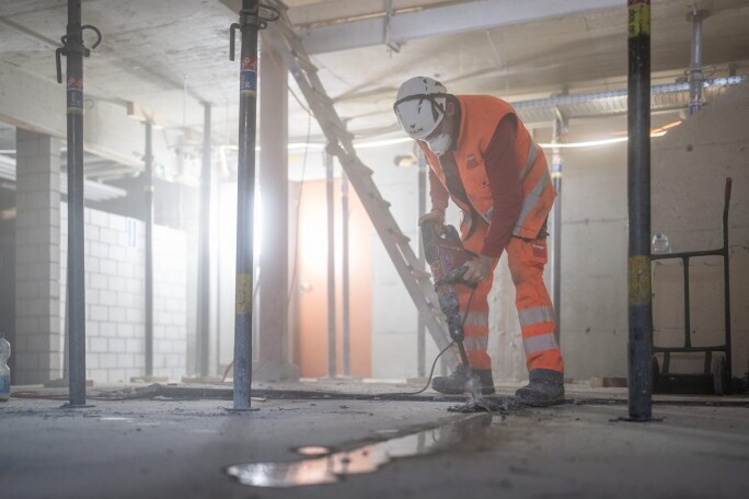 Centraliste béton (d) 100 %, 1. portrait