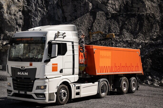 Chauffeurin/Allrounderin (a) 80-100%, 1. Bild
